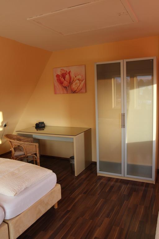 Vierlandentor Otel Hamburg Dış mekan fotoğraf